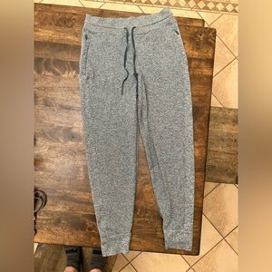 Lululemon Athletica Heathered Gray Joggers